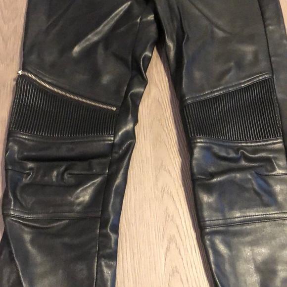 Eco leather biker leggings from Zara - Picture 2 of 6